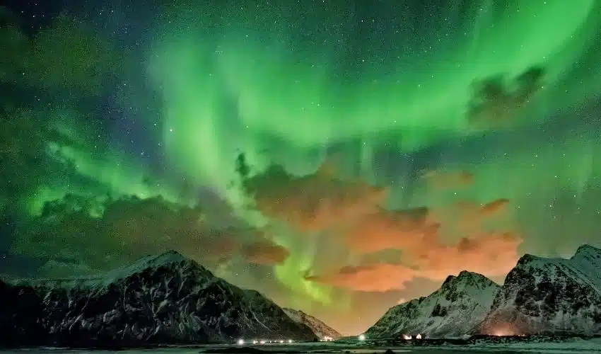 What Month Has the Best Weather in Alaska